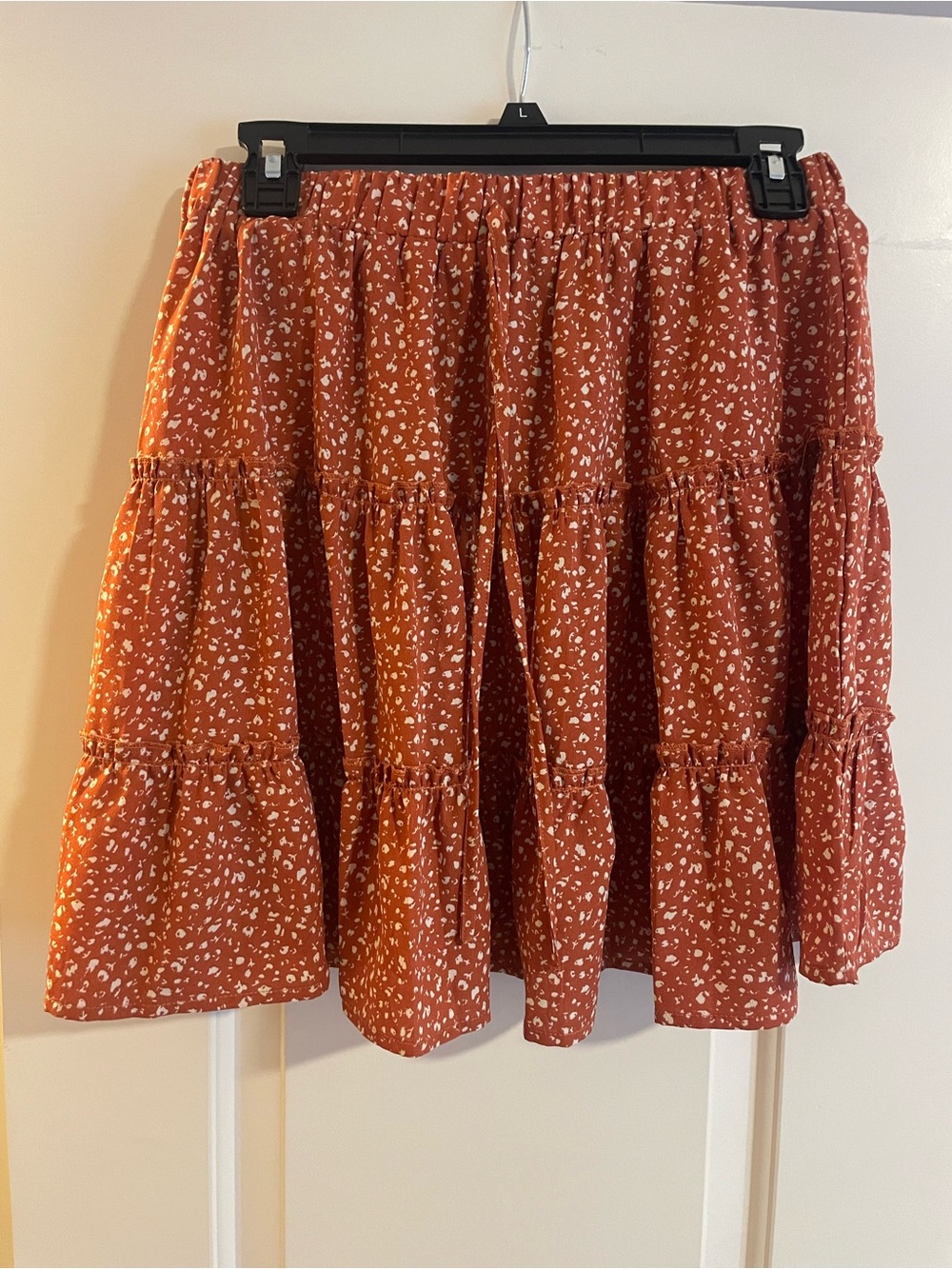 SHEIN Rust Floral Tiered Mini Skirt